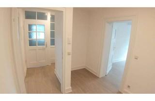 Wohnung mieten in 45133 Stadtwald, Helle 3-Zimmer Dachgeschosswohnung in Essen-Stadtwald