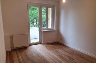 Wohnung mieten in Treskowallee 27, 10318 Karlshorst, Moderne 2 Zimmer Wohnung mit Einbauküche und Balkon zu vermieten