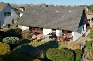 Haus kaufen in 25479 Ellerau, Lichtdurchfluteter Familien-Bungalow mit großem Vollkeller und Süd-West-Garten in Ellerau
