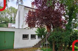 Einfamilienhaus kaufen in 40627 Unterbach, Platz zum Entfalten: Ihr großzügiges Einfamilienhaus mit großem Potenzial am Unterbacher See