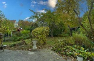 Haus kaufen in 82131 Gauting, **Erbpacht in Stockdorf*, DHH mit großem Garten und Garage**