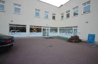 Büro zu mieten in 18273 Güstrow, Barrierefreie Büro- / Praxisfläche direkt in der Fußgängerzone provisionsfrei zu vermieten