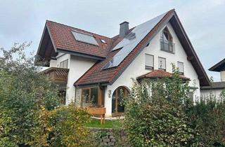 Haus kaufen in 36145 Hofbieber, Hofbieber - Gepflegtes Zweifamilienhaus zuzüglich Einliegerwohnung in idyllischer Lage