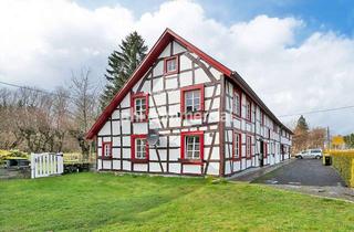 Haus kaufen in 52156 Monschau, Monschau - PHI AACHEN - Idyllisches Fachwerkensemble! Drei stilvolle Wohnungen in saniertem Fachwerkhaus in Monschau-Konzen!
