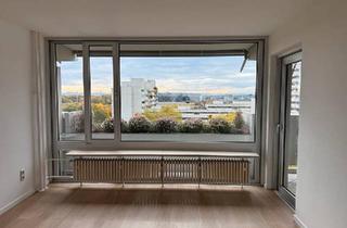 Wohnung kaufen in 82008 Unterhaching, Unterhaching - München-Moosach freie 3 Zimmer Wohnung mit Fernblick