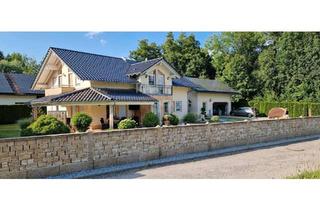 Einfamilienhaus kaufen in 94569 Stephansposching, Stephansposching - Attraktives Einfamilienhaus mit Pool in ruhiger Lage