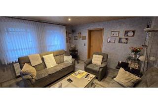 Wohnung kaufen in 38268 Lengede, Lengede - 5-Zimmer-Eigentumswohnung mit Doppelhaushälfte-Charakter