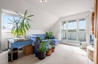 Wohnung kaufen in 89250 Senden, Hell und gemütlich! 2,5-Zimmer-Dachgeschoss-Wohnung in ruhiger Wohnlage von Senden