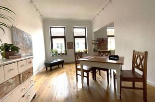 Wohnung kaufen in 30167 Nordstadt, Charmante Altbauwohnung mit Stuck – wandelbar von 2 bis 4 Zimmer!