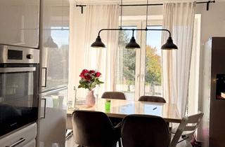 Wohnung mieten in 22043 Jenfeld, Große, helle 4-Zimmer-Wohnung mit Balkon & Stellplatz – viel Platz und viele Möglichkeiten