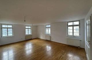 Wohnung mieten in Marktstraße 10, 74336 Brackenheim, Zentrale 5-Zimmer-Maisonette-Wohnung