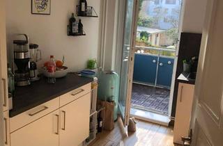 Wohnung mieten in Waitzstraße 41A, 24105 Brunswik, Sanierte 3-Zimmer-Altbauwohnung in Top-Lage zur Holtenauer Straße