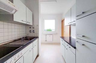 Wohnung mieten in Wilsdruffer Ring 21, 01169 Gorbitz-Süd, Nachmieter:in ** AB 01.12.2025 ** gesucht - 2-Zimmer-Wohnung mit EBK, Tageslichtbad & Balkon!
