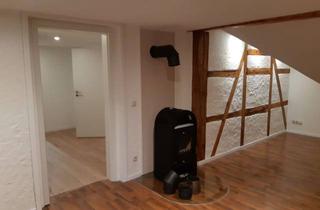 Wohnung mieten in Löleinweg, 98631 Grabfeld, 3 -Zimmer Dachgeschoss Wohnung mit EBK & Weitblick