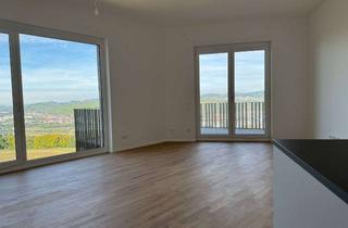 Wohnung mieten in Danziger Straße, 73760 Ostfildern, Hochwertige 3-Zimmer-Wohnung mit Balkon und Neckartalblick