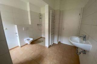 Wohnung mieten in Heinrich-Heine-Str. 11, 01917 Kamenz, Erdgeschosswohnung mit barrierearmen Duschbad ab sofort zu vermieten!