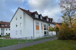 Wohnung mieten in 91325 Adelsdorf, Helle 2 Zimmerwohnung mit Balkon und Einbauküche