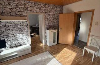 Wohnung mieten in Bahnhofstraße, 69493 Hirschberg, Geräumige 3-Zimmerwohnung mit ca. 80 qm, überdachter Dachterrasse und Einbauküche ab 01.12!!