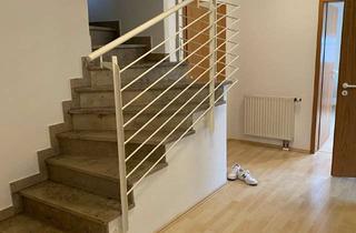 Wohnung mieten in Raibacher Tal 48a, 64823 Groß-Umstadt, 3-Zimmer Maisonette-Wohnung mit Balkon in Groß-Umstadt
