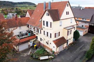 Haus kaufen in 71364 Winnenden, Schlössle von Höfen – Großzügiges 3-Familienhaus mit weiterem Ausbaupotenzial.