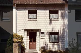 Reihenhaus kaufen in Hermann-Löns-Straße, 56077 Arzheim, Mittel-Reihenhaus in ruhiger Lage in Koblenz-Arzheim