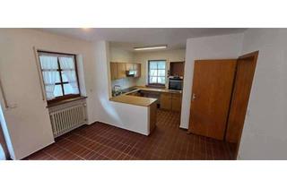 Einfamilienhaus kaufen in 84130 Dingolfing, Charmantes Einfamilienhaus in ruhiger, gefragter Lage – ideal für Familien.