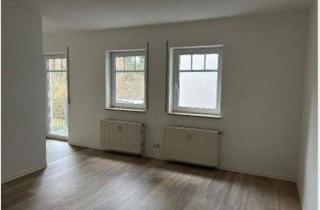 Wohnung mieten in Obere Straße 12a, 09350 Lichtenstein, Neu renovierte Singlewohnung mit Balkon und Tiefgaragenstellplatz!