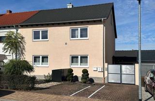 Einfamilienhaus kaufen in 68766 Hockenheim, Charmantes Einfamilienhaus in bester Lage von Hockenheim – ideal für Familien oder Kapitalanleger