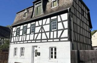 Haus kaufen in 53557 Bad Hönningen, Familienglück in Bad Hönningen Denkmalschutz mit Garten und Rheinblick