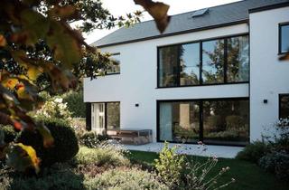 Villa kaufen in 69493 Hirschberg, Zeitlose Villa in schöner Lage von Hirschberg