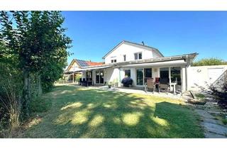 Haus kaufen in 86399 Bobingen, Hochwertiges Wohnhaus + Einliegerwohnung mit traumhafter Terrasse, Garten und zwei Garagen