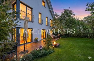 Einfamilienhaus kaufen in 82178 Puchheim, Traumhaus im Ortskern: Modernes Familien-Idyll mit Solar-Power und Kamin