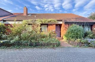 Haus kaufen in 30966 Hemmingen, Wohnen auf ein bis zwei Ebenen im schönen Bungalow mit Gartenidylle in beliebter Wohnlage