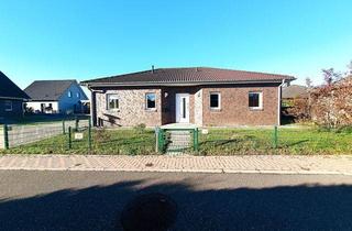 Haus kaufen in Am Holländersteig 23, 23936 Upahl, Wohnhaus (2019 errichtet) in 23936 Upahl, Am Holländersteig 23