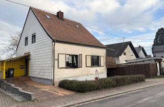 Haus kaufen in 66589 Merchweiler, Freistehendes Wohnhaus mit großem Grundstück in attraktiver Umgebung