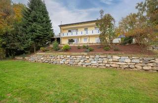 Haus kaufen in 94474 Vilshofen, Saniertes Wohnhaus mit ELW, PV Anlage und gepflegtem Garten