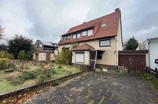 Haus kaufen in 38268 Lengede, Zweifamilienhaus mit 2 Garagen