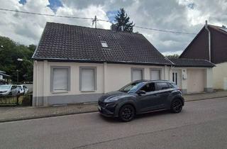 Einfamilienhaus kaufen in 66125 Saarbrücken, Ruhig und doch verkehrsgünstig gelegenes Einfamilienhaus