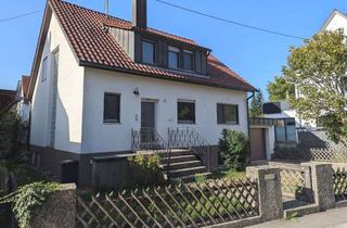 Einfamilienhaus kaufen in 71083 Herrenberg, Einfamilienhaus frei stehend mit großer Terrasse und geräumigem Hobbybereich