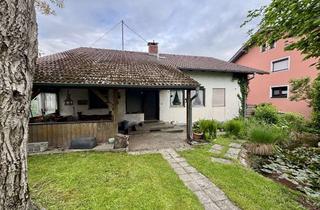 Haus kaufen in 83026 Aising, Bestandsobjekt mit Entwicklungsmöglichkeiten – teilbares Grundstück für Neubau oder Erweiterung