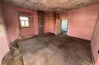 Haus kaufen in 93176 Beratzhausen, Historisches Stadthaus zum attraktiven Preis – Komplettsanierung in Beratzhausen nötig