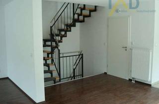 Haus kaufen in 91154 Roth, Attraktives Reiheneckhaus mit großzügiger Dachterrasse und Garten in ruhiger Wohngegend