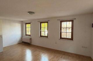 Haus mieten in 72108 Rottenburg, Einfamilienhaus mit 5-Zimmern und Garage in Teilort/Rottenburg am Neckar