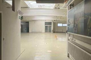 Gewerbeimmobilie kaufen in 90768 Atzenhof, Attraktives, zeitgemäßes Gewerbeobjekt mit Büroflächen und Lagerhallen zum Verkauf