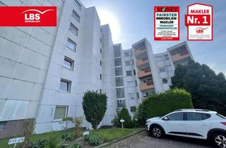 Anlageobjekt in 31134 Hildesheim, Komfortable 3 Zimmer Wohnung mit 2 Bädern und Stellplätzen - WG geeignet -