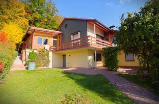 Haus kaufen in 96271 Grub, Herrschaftliches Zweifamilien-Haus in Bestlage bei Coburg mit atemberaubendem Fernblick in die Natur