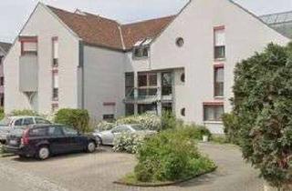 Wohnung kaufen in Friedhofstraße, 79395 Neuenburg, Komfortable 3-Zimmer City-Wohnung mit Balkon und Außenstellplatz im Zentrum von Neuenburg am Rhein