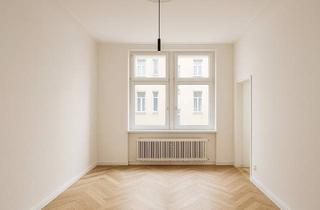 Wohnung kaufen in 10827 Schöneberg, Sanierte Altbauwohnung in Berlin-Schöneberg