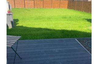 Wohnung mieten in 53123 Lessenich, Wohnung mit ca. 200qm Garten, Garage und Stellplatz