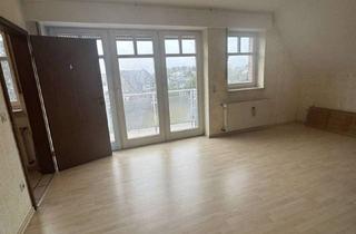Wohnung mieten in Wilhelmstraße 31, 33415 Verl, Helle 2-Zimmer Dachgeschosswohnung in Verl mit Balkon - Jetzt besichtigen, renoviert einziehen!